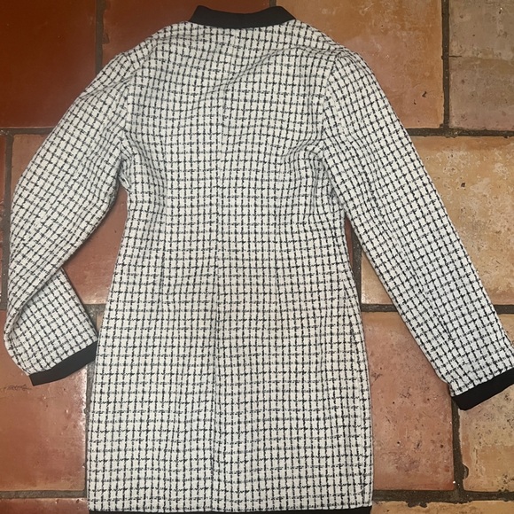 Chic Women's Black and White Long Sleeve Tweed Dress - Picture 4 of 5